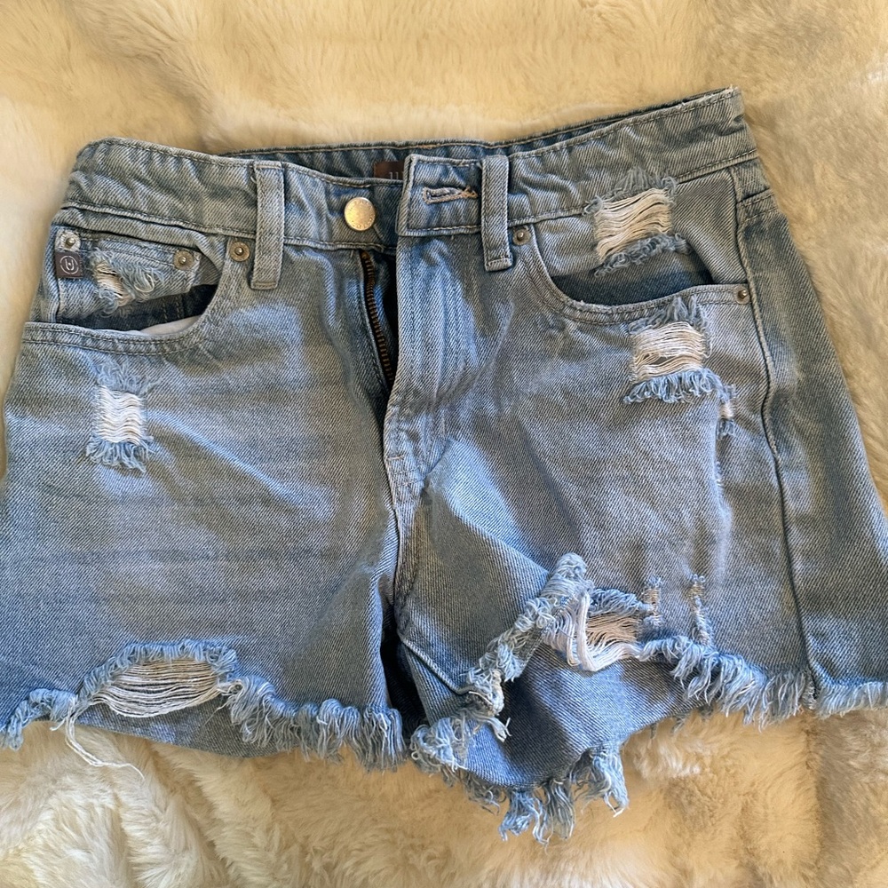 Distressed Denim Jean Shorts Women’s XS